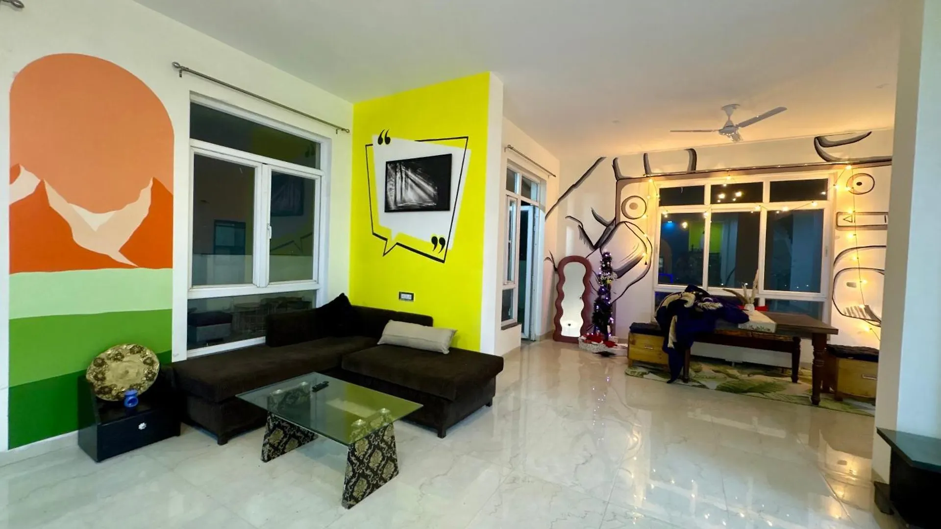 Two Passangers Room In Penthouse غورغاون منزل للإقامة